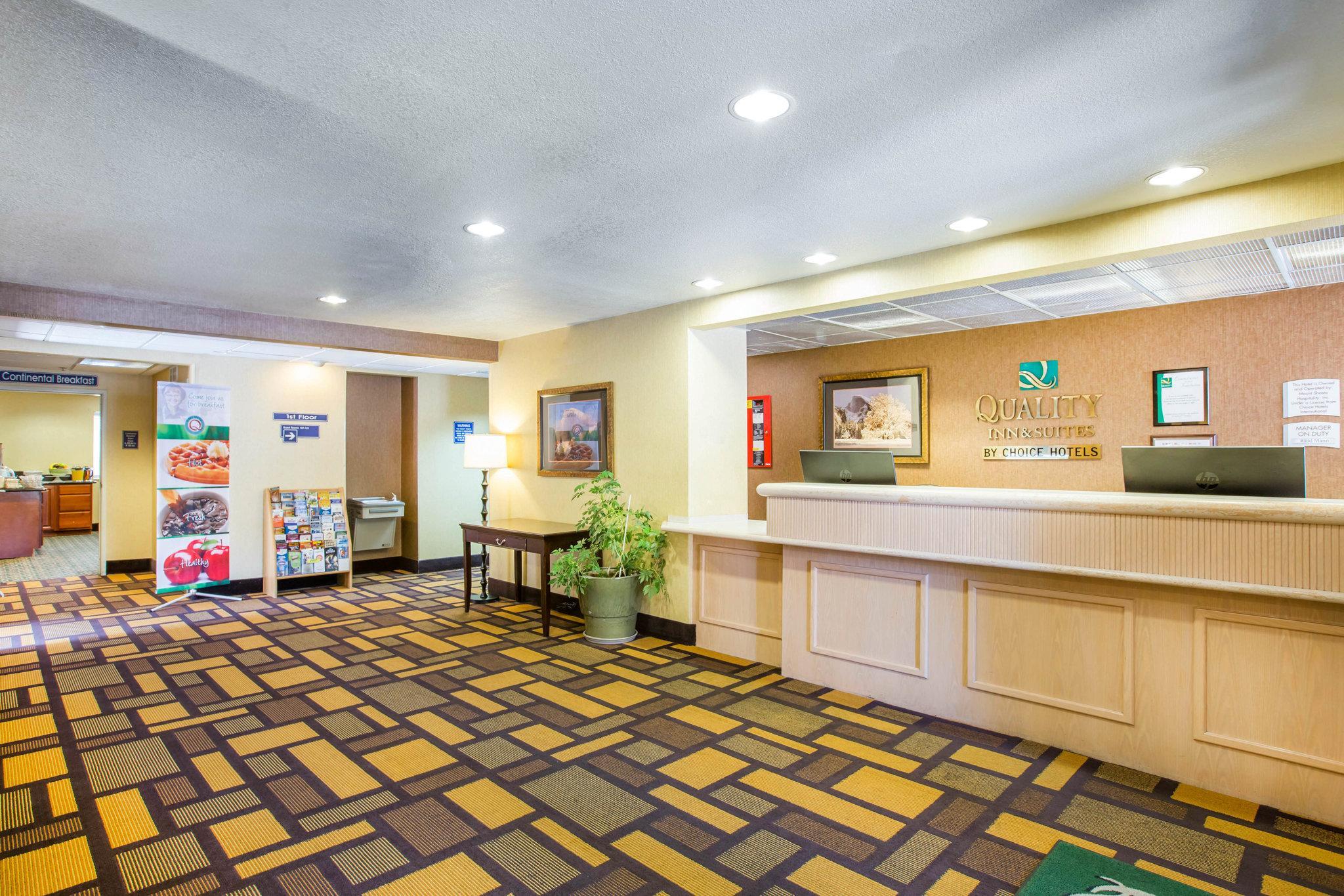 Quality Inn & Suites Weed Exterior photo