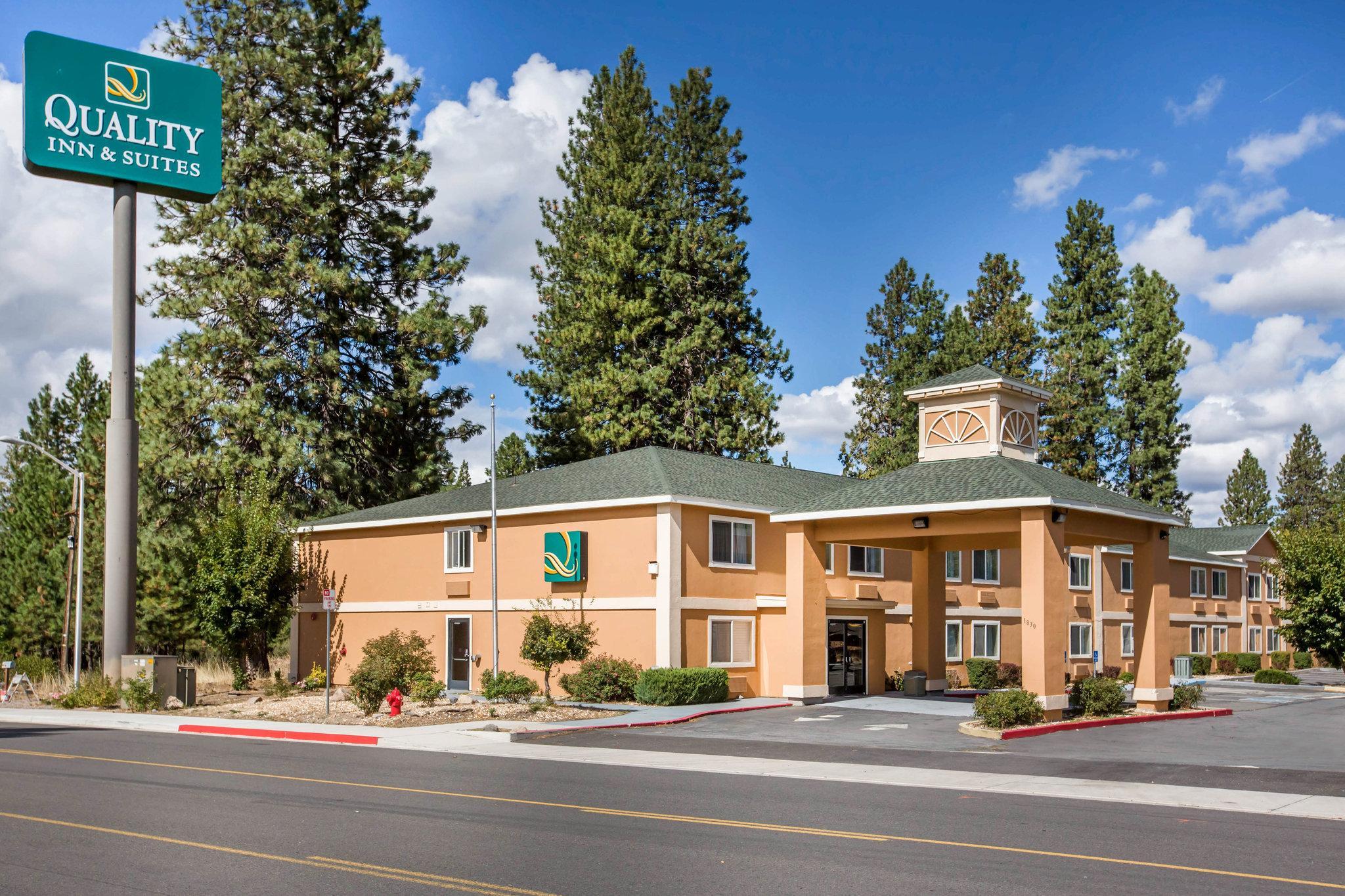 Quality Inn & Suites Weed Exterior photo