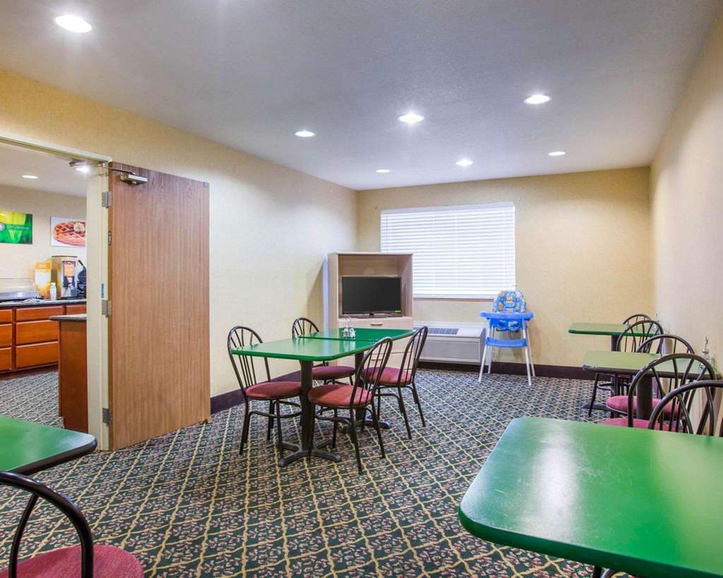 Quality Inn & Suites Weed Exterior photo